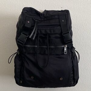 LULULEMON Travelling Yogini Rucksack Large Black Backpack